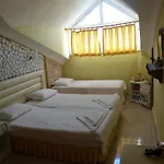 Mavera Hotel 3*