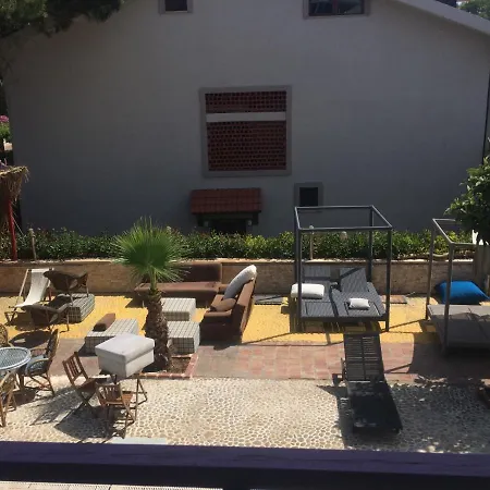 Otel Mavera İçmeler