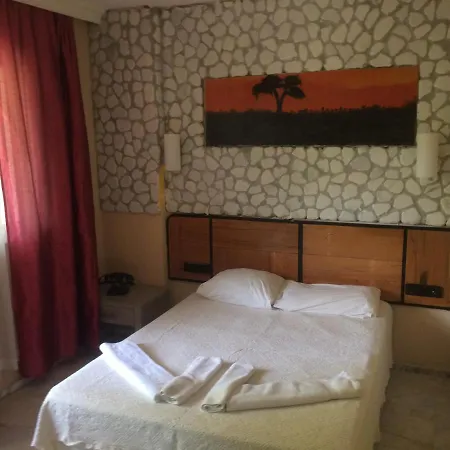 Mavera Hotel