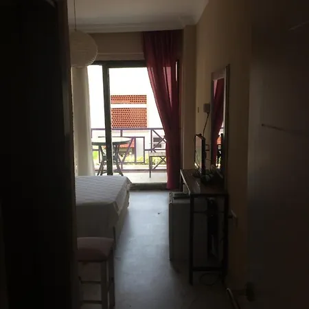 Otel Mavera İçmeler