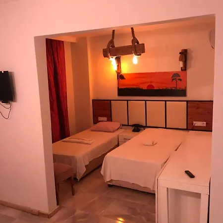 Otel Mavera 3*