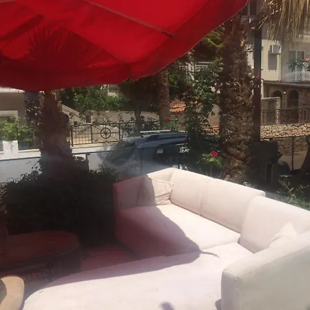 Mavera Otel İçmeler