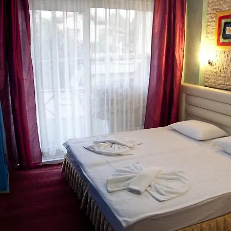 Mavera Otel
