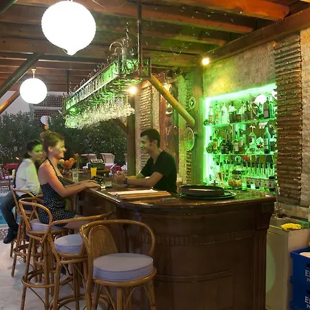 Mavera 3* İçmeler