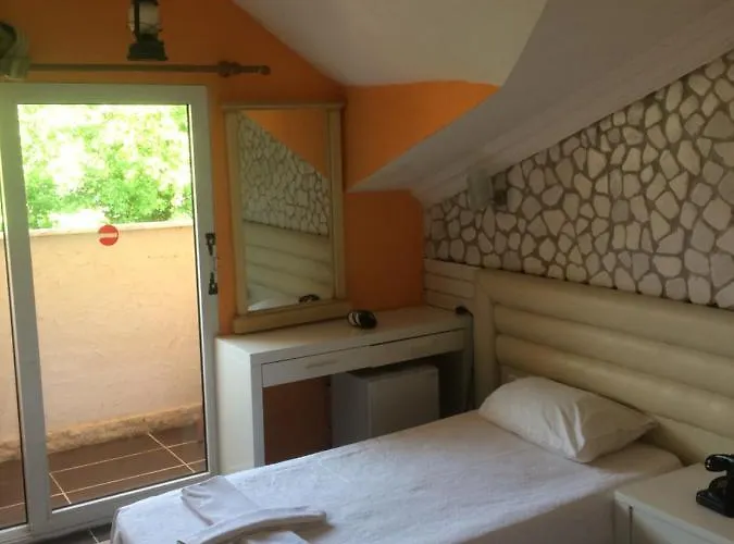 Hotel Mavera İçmeler