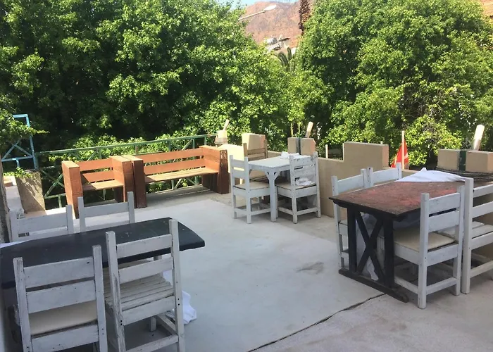 Ξενοδοχείο Mavera 3*