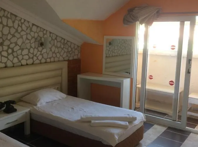 Hotel Mavera İçmeler