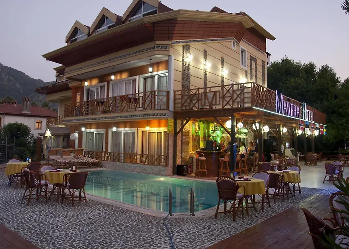 Mavera Hotel İçmeler
